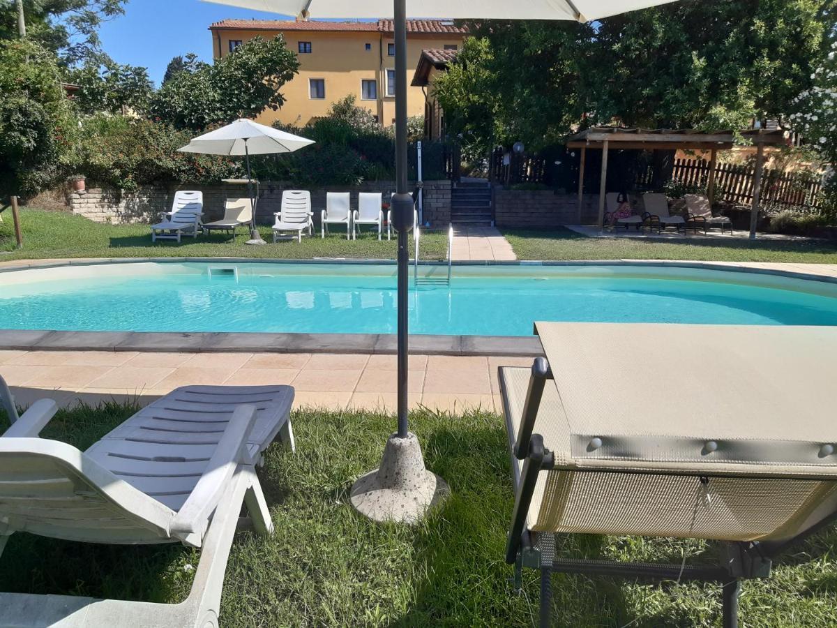Agriturismo Poggio Al Tesoro Crespina Exteriér fotografie