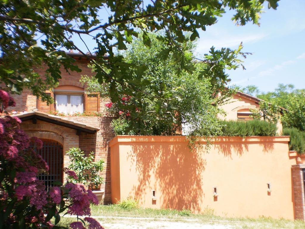 Agriturismo Poggio Al Tesoro Crespina Pokoj fotografie