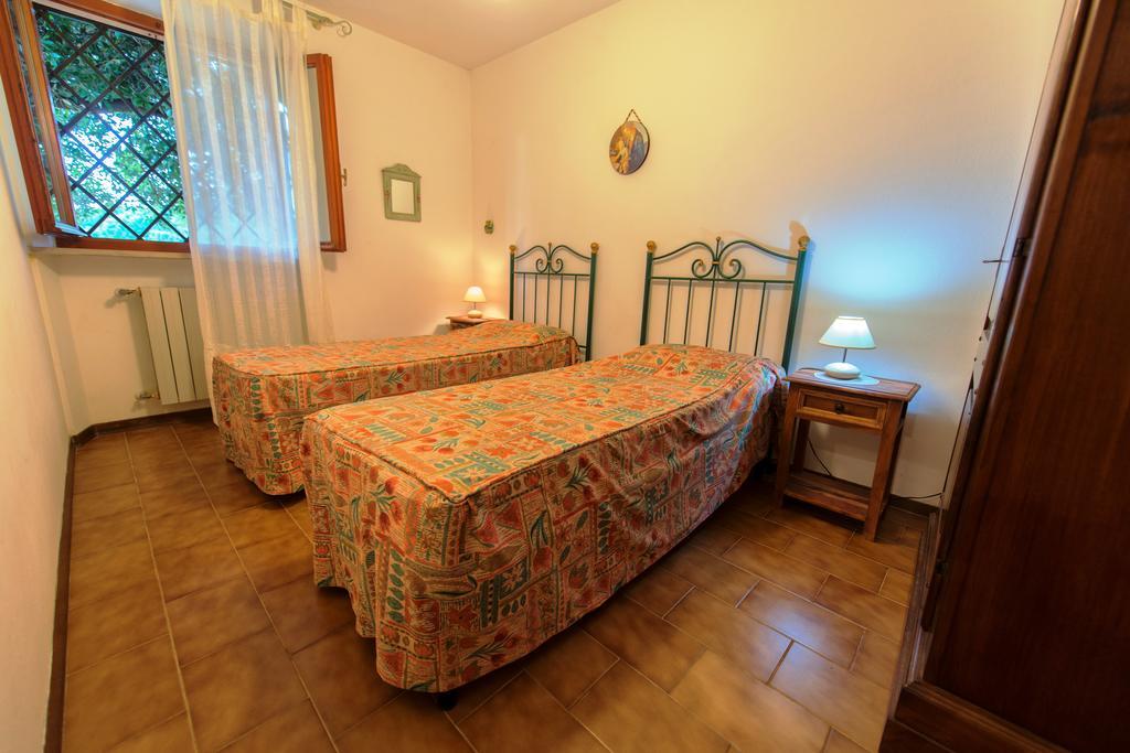Agriturismo Poggio Al Tesoro Crespina Exteriér fotografie