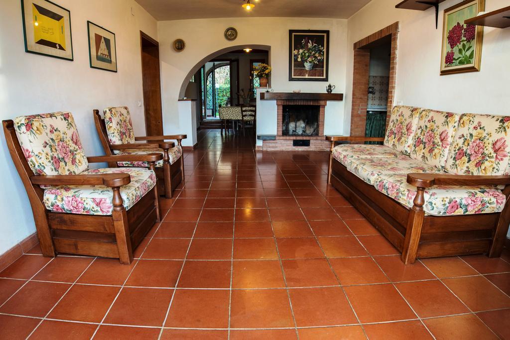 Agriturismo Poggio Al Tesoro Crespina Exteriér fotografie
